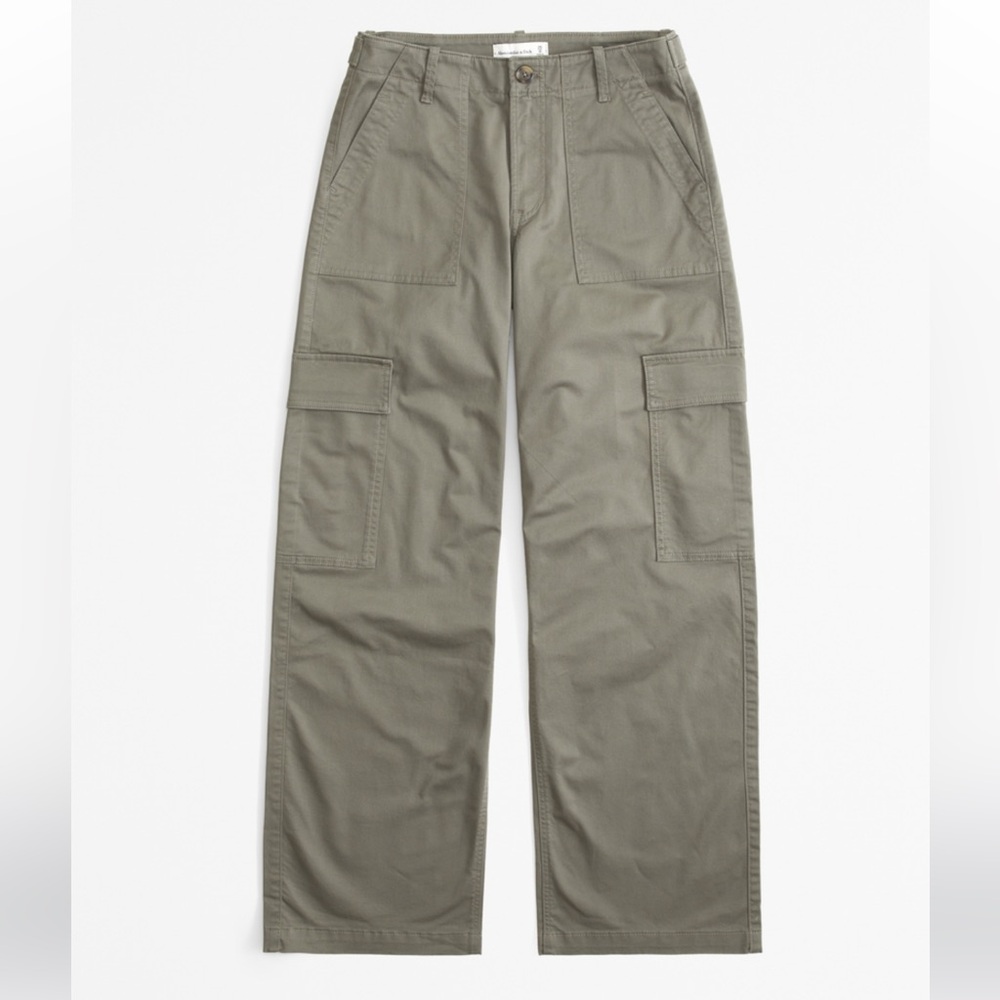 Abercrombie & Fitch Relaxed Cargo Pants